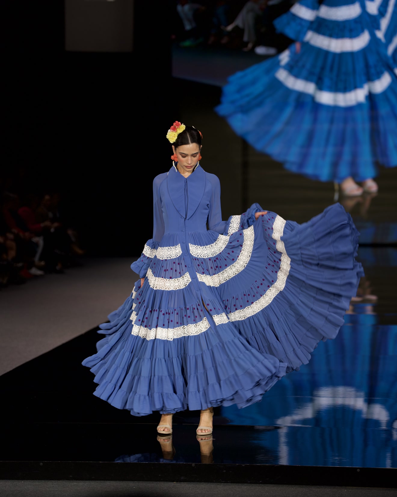 Pasarela de moda flamenca en SIMOF, Sevilla